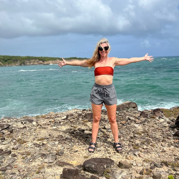 Meet your Posh Ambassador, Jenna Leigh - Picture 8 of 9